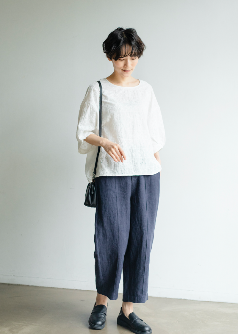 ふんわり　パフスリーブ　花柄刺繍ブラウス　コットン　5分袖　230509-3