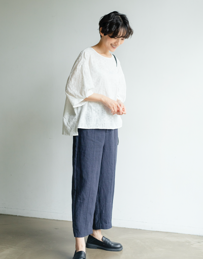 ふんわり　パフスリーブ　花柄刺繍ブラウス　コットン　5分袖　230509-3