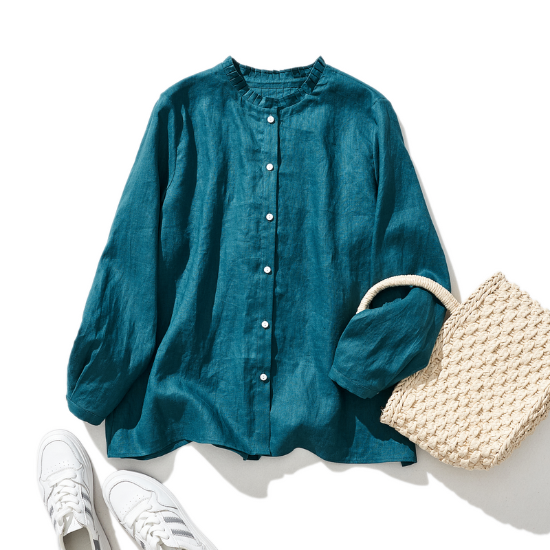 A casually sweet and beautiful blouse made from 100% linen. Linen shirt blouse in peacock blue. 210804-5