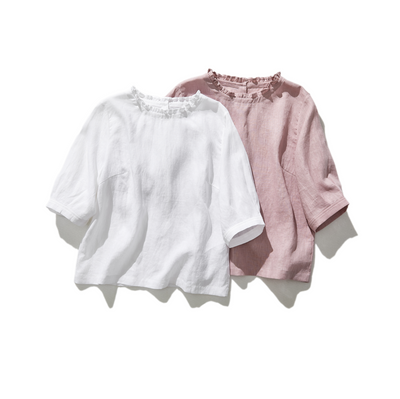 Eye-catching, cute linen blouse with a ruffled collar. Can be worn front or back. 2-way blouse. Product code: 230609