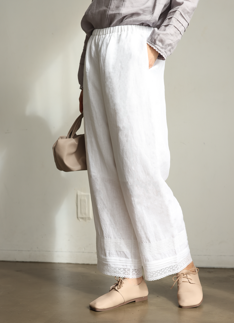 かろやかな足元を印象付けるパンツ　レース　リネン　裏地付き　ホワイト　240405-1