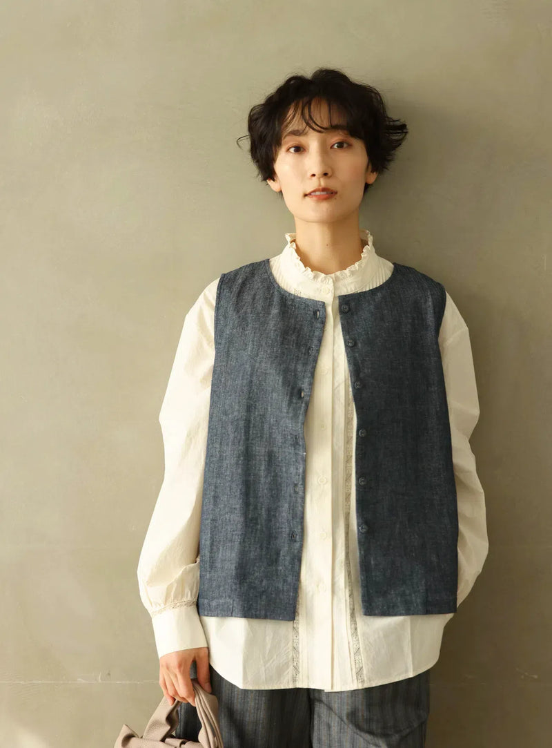 它將幫助你打破平常造型的單調。 2way 人字紋牛仔背心，棉質 240913-1 