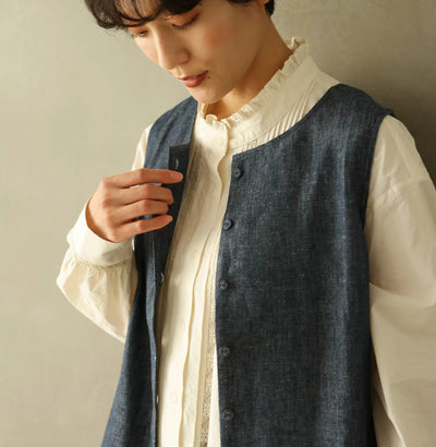 它將幫助你打破平常造型的單調。 2way 人字紋牛仔背心，棉質 240913-1 