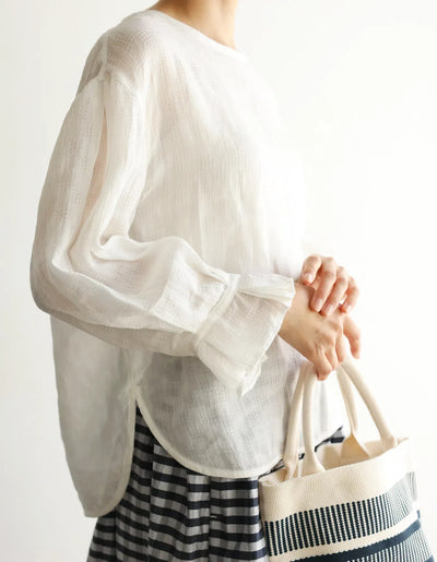 大人のフェミニンな魅力を引き出す、こだわりのプルオーバー　麻100％　ホワイト240916-1