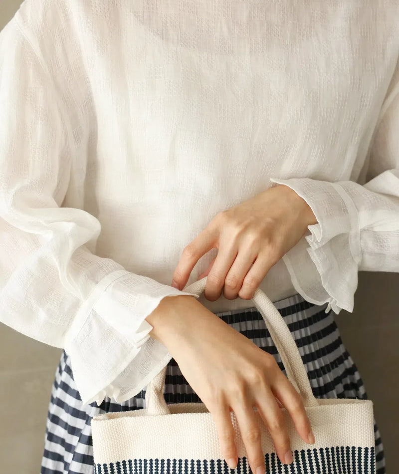 大人のフェミニンな魅力を引き出す、こだわりのプルオーバー　麻100％　ホワイト240916-1