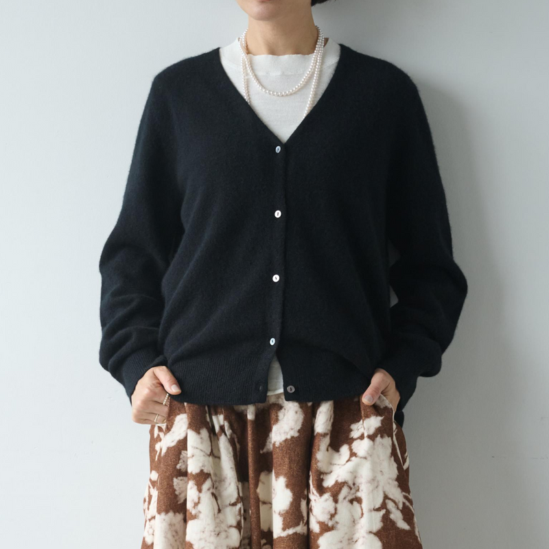 可長期穿著的羊絨開襟衫 V領開襟衫 100%羊絨 241101 