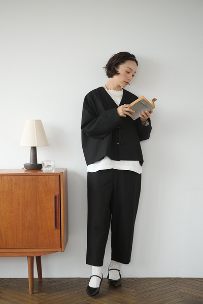 適合正式場合和日常場合的多功能夾克。