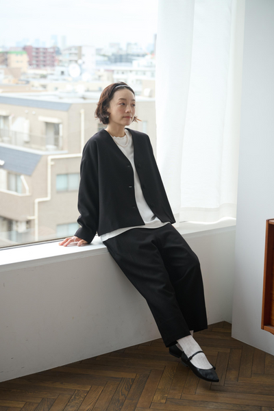 適合正式場合和日常場合的多功能夾克。