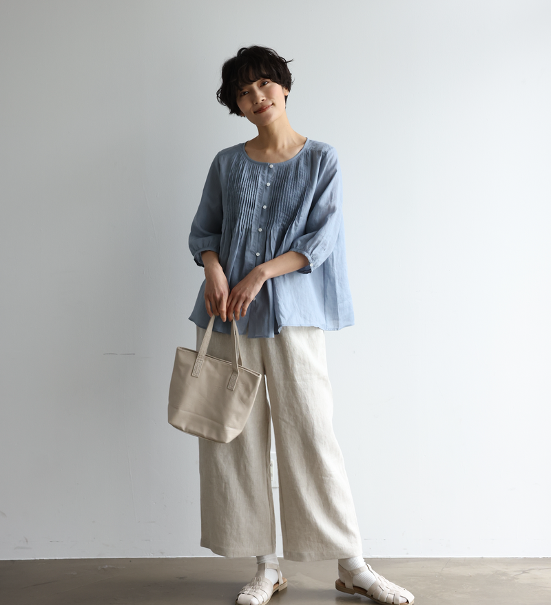 大人のゆとりある着心地 ナチュラル風合いのワイドパンツ 　生成色  250402-1