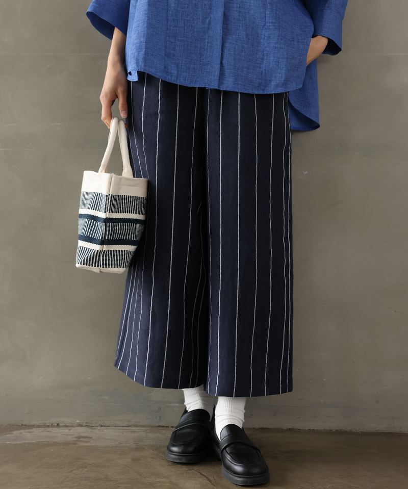 着やせデザインで動きやすさとスタイルアップを両立 オリジナル ストライプワイドパンツ リネン100％　 250405