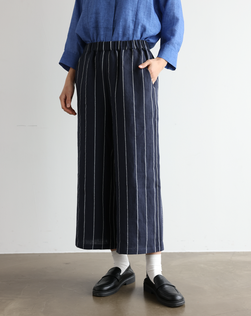 着やせデザインで動きやすさとスタイルアップを両立 オリジナル ストライプワイドパンツ リネン100％　 250405