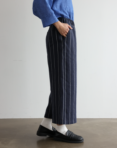 着やせデザインで動きやすさとスタイルアップを両立 オリジナル ストライプワイドパンツ リネン100％　 250405