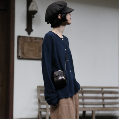 季節の移り変わりに寄り添う　コットン100％カーディガン　ニット　紺色 250917-2