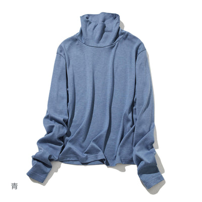 Smooth and high-quality wool blend pullover for everyday wear. 230213