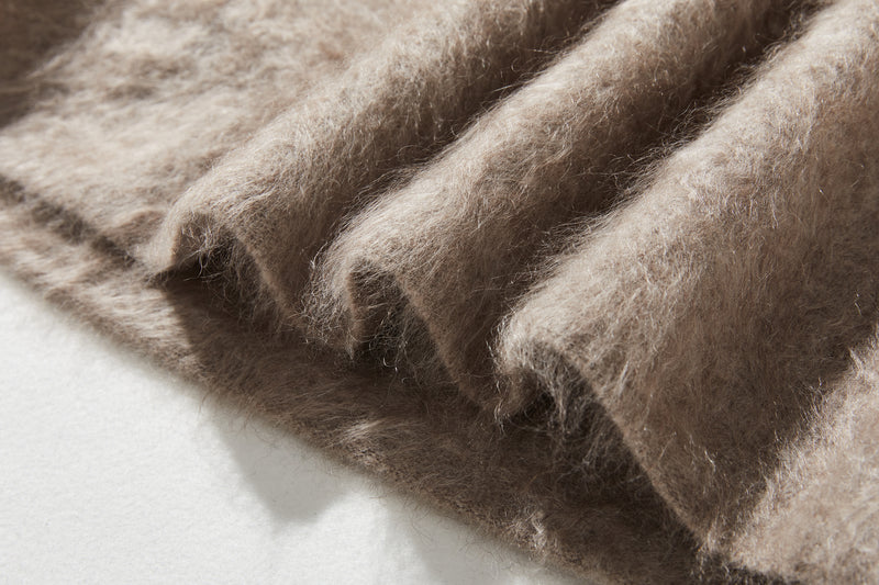 高品質毛茸茸的材質增添了時尚的成人氣息。 