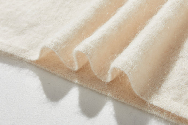 高品質毛茸茸的材質增添了時尚的成人氣息。 