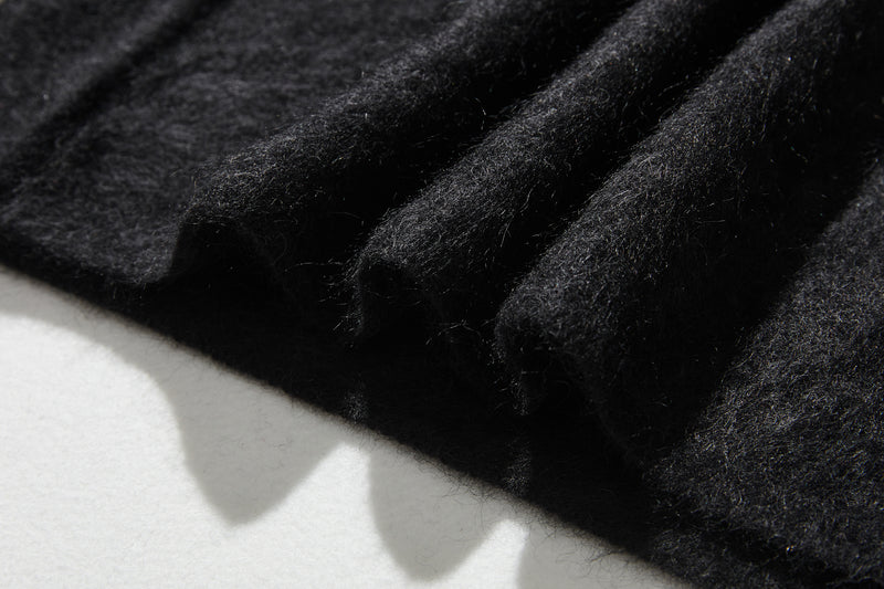 高品質毛茸茸的材質增添了時尚的成人氣息。 