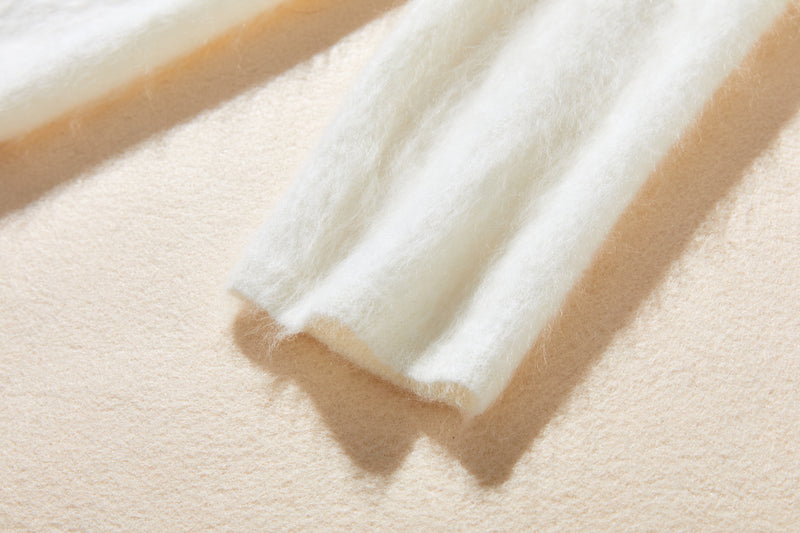 高品質毛茸茸的材質增添了時尚的成人氣息。 