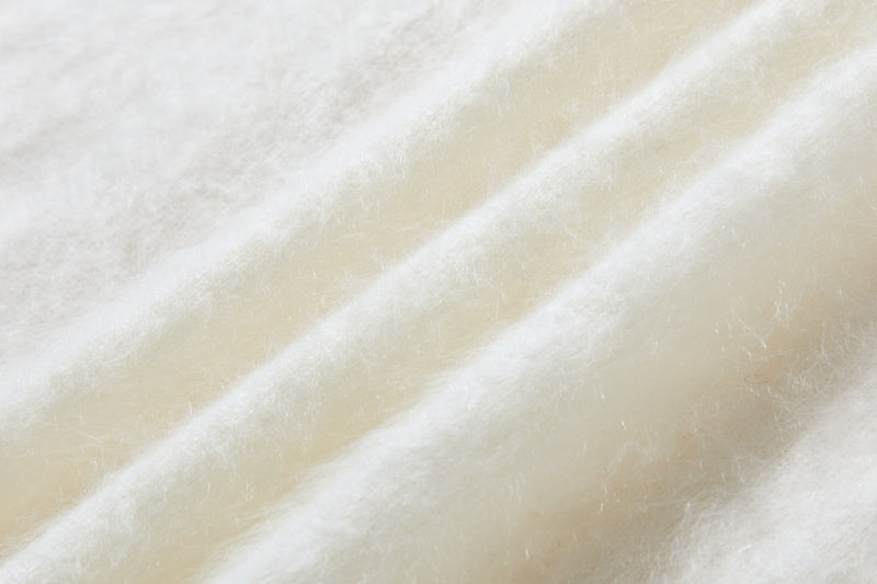 高品質毛茸茸的材質增添了時尚的成人氣息。 