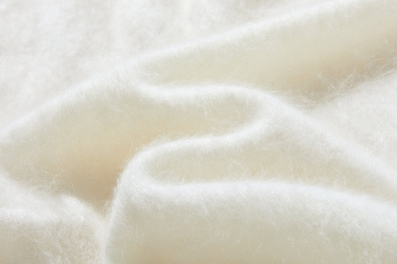 高品質毛茸茸的材質增添了時尚的成人氣息。 