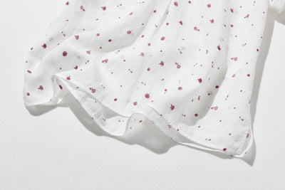 真夏にも涼しく着れる麻のブラウス　プリントブラウス　250606