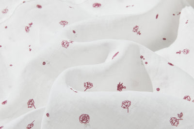 真夏にも涼しく着れる麻のブラウス　プリントブラウス　250606