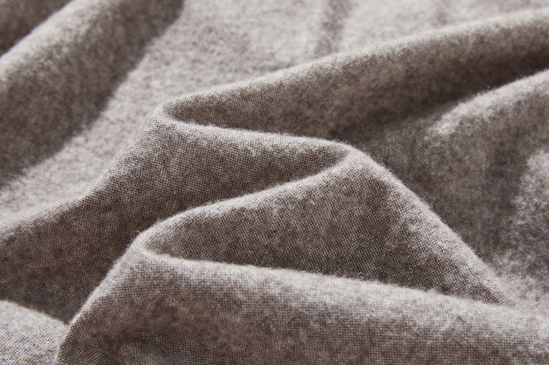 可單獨穿著或疊穿。 