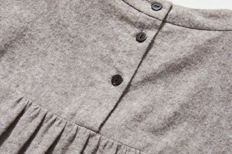 可單獨穿著或疊穿。 