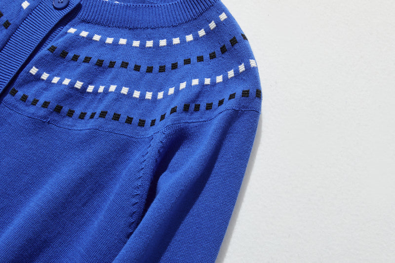 存在感適中的開襟羊毛衫，配色提花，長袖，241001