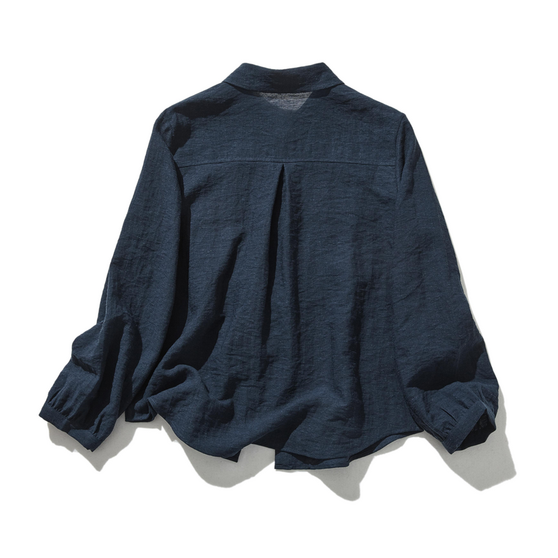 可愛成熟的圓領襯衫，褶皺，長袖，亞麻混紡襯衫 241007