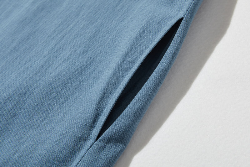 ふんわりした女性らしいシルエットが魅力。秋冬の抜け感ロングワンピース　コットンリネン ワンピース　250912-1