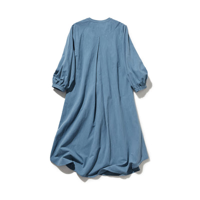 ふんわりした女性らしいシルエットが魅力。秋冬の抜け感ロングワンピース　コットンリネン ワンピース　250912-1