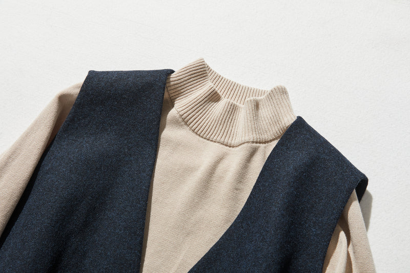 ヴィンテージ感溢れ　大人Vネックベスト　くるみボタン　ウール混 231106-2