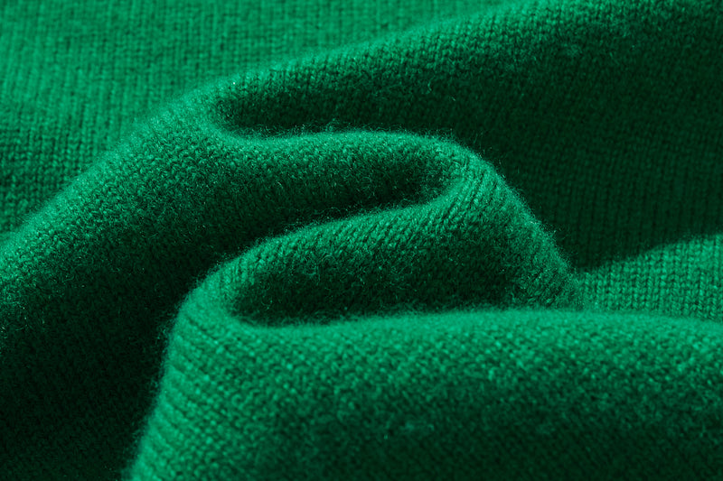 毎日だって着たくなる メリノウールを100％使用セーター　プルオーバー　　231102