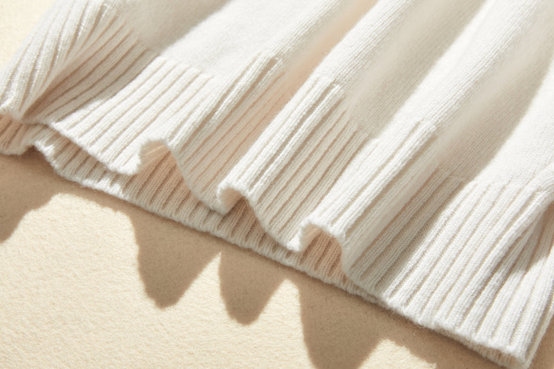 毎日だって着たくなる メリノウールを100％使用セーター　プルオーバー　　231102