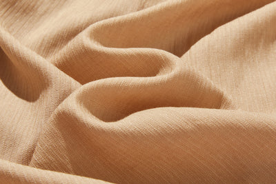 大人の可愛らしさを纏う ピンタック入りブラウス　シャツブラウス ライトグレー　250907