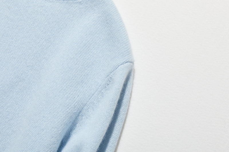 "Simple but stylish on its own" 100% Cashmere Turtleneck Sweater, Thick, 241016-6