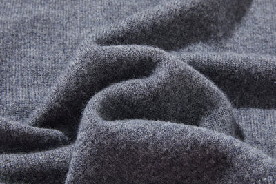 A soft and warm Shetland wool cardigan. Wool cardigan 251104