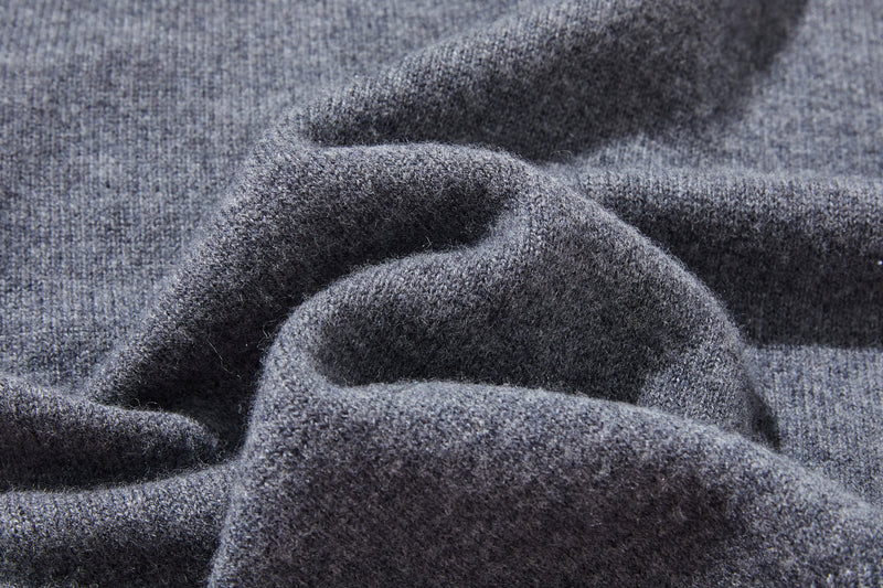 A soft and warm Shetland wool cardigan. Wool cardigan 251104