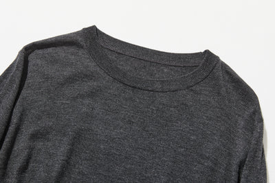 細部に遊び心が光るニットトップス　ウール混　レース編み裾ニット　　251010