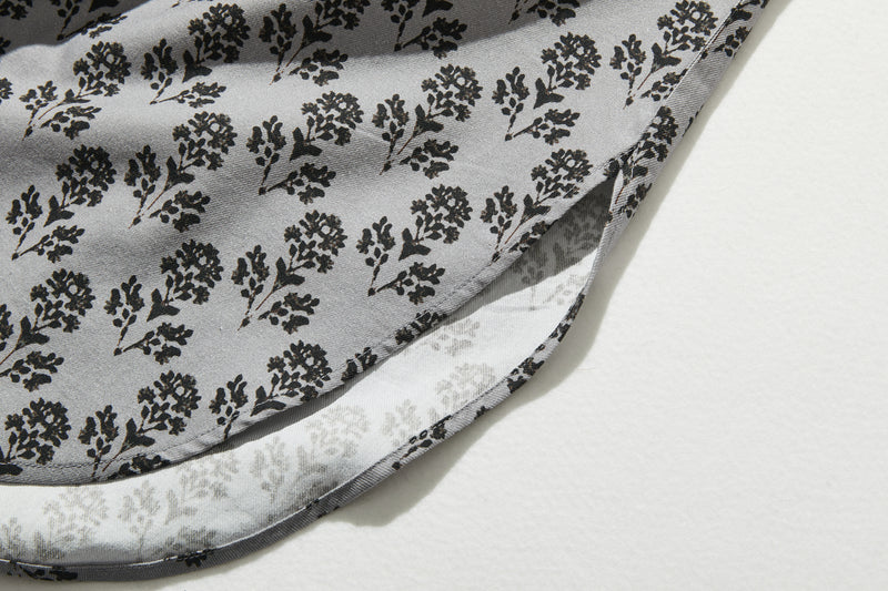 春にぴったりのエレガントな柄ワンピース　コットン混　シャツワンピース グレー　250304-2