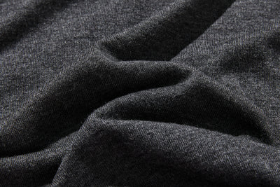 細部に遊び心が光るニットトップス　ウール混　レース編み裾ニット　　251010