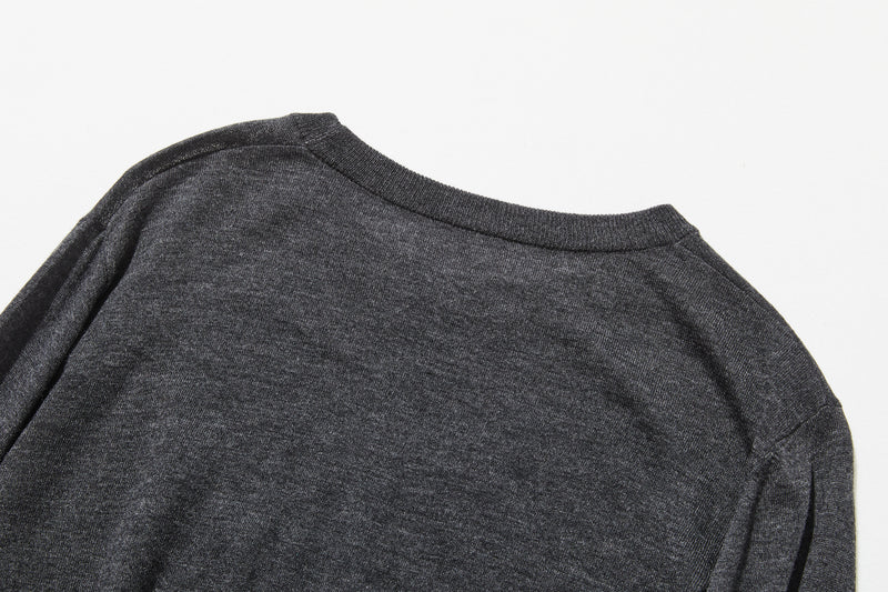 細部に遊び心が光るニットトップス　ウール混　レース編み裾ニット　　251010