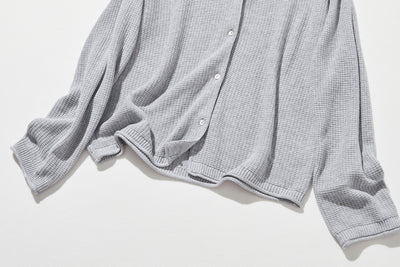 季節の移り変わりに寄り添う　コットン100％カーディガン　ニット　ライトグレー250917-1