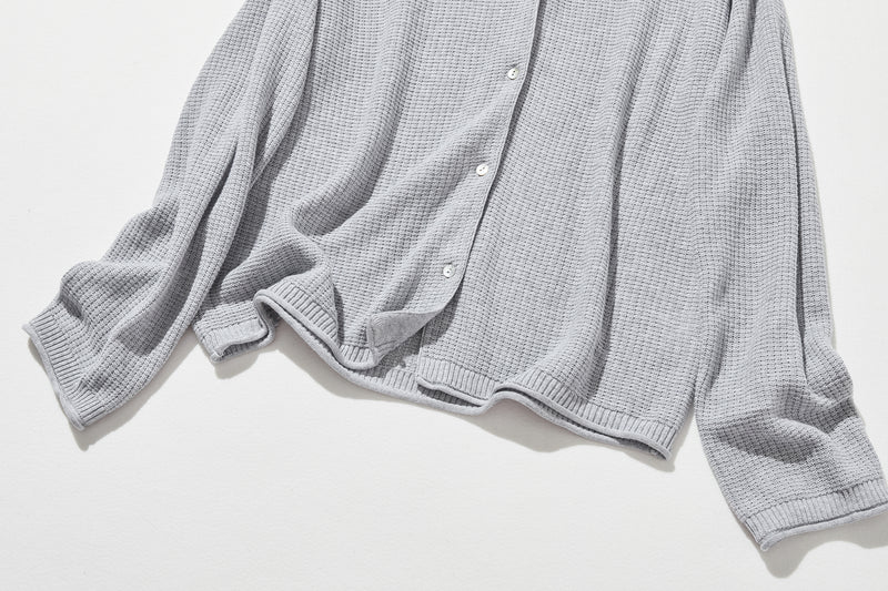 季節の移り変わりに寄り添う　コットン100％カーディガン　ニット　ライトグレー250917-1