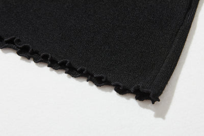 すっきり女性らしいシルエット。肌に寄り添う、軽くて暖かなハイゲージニット 251102