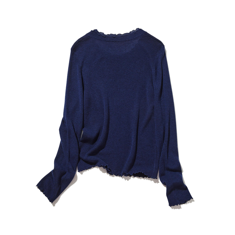 すっきり女性らしいシルエット。肌に寄り添う、軽くて暖かなハイゲージニット 251102