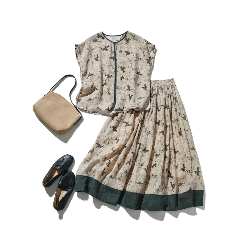 上質で大人デザイントップス　半袖　フレンチスリーブ ブラウス　麻100％　配色シャツ　250807-1