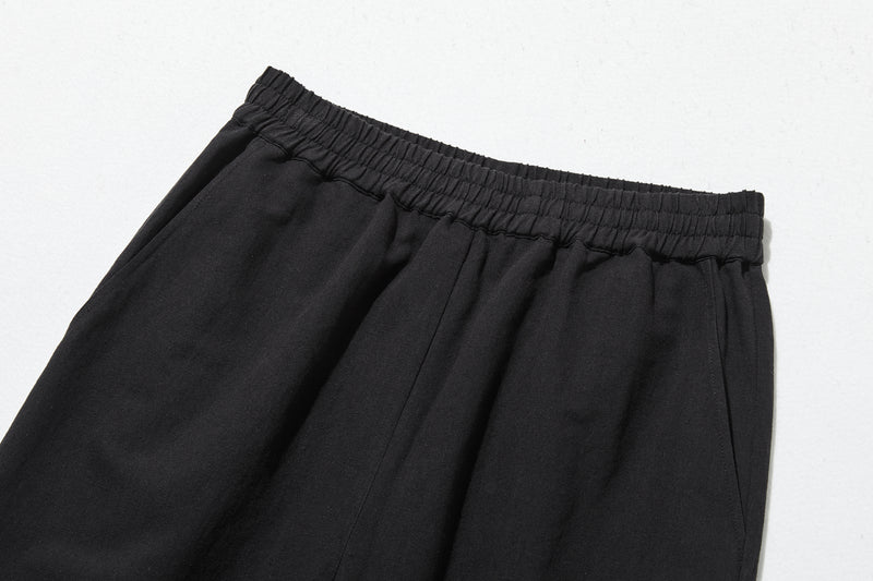 大人のゆとりある着心地 ナチュラル風合いのワイドパンツ 　250402