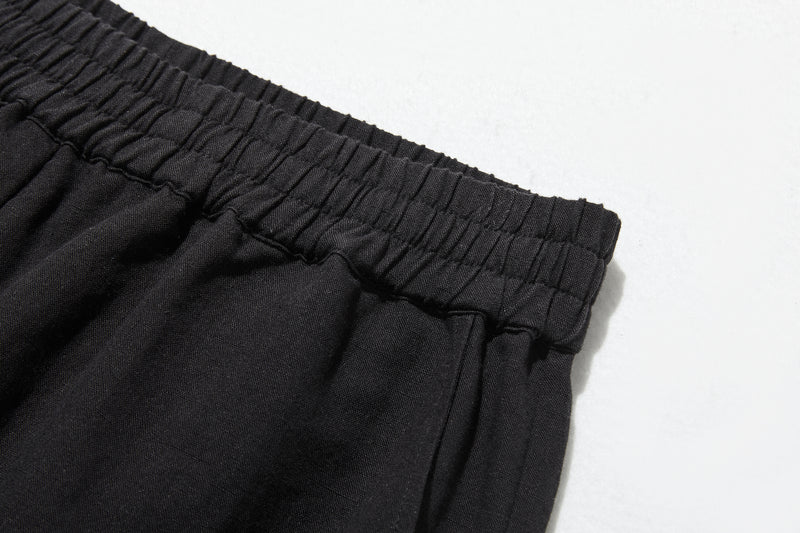 大人のゆとりある着心地 ナチュラル風合いのワイドパンツ 　250402